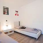 3 Bedroom Cozy In *